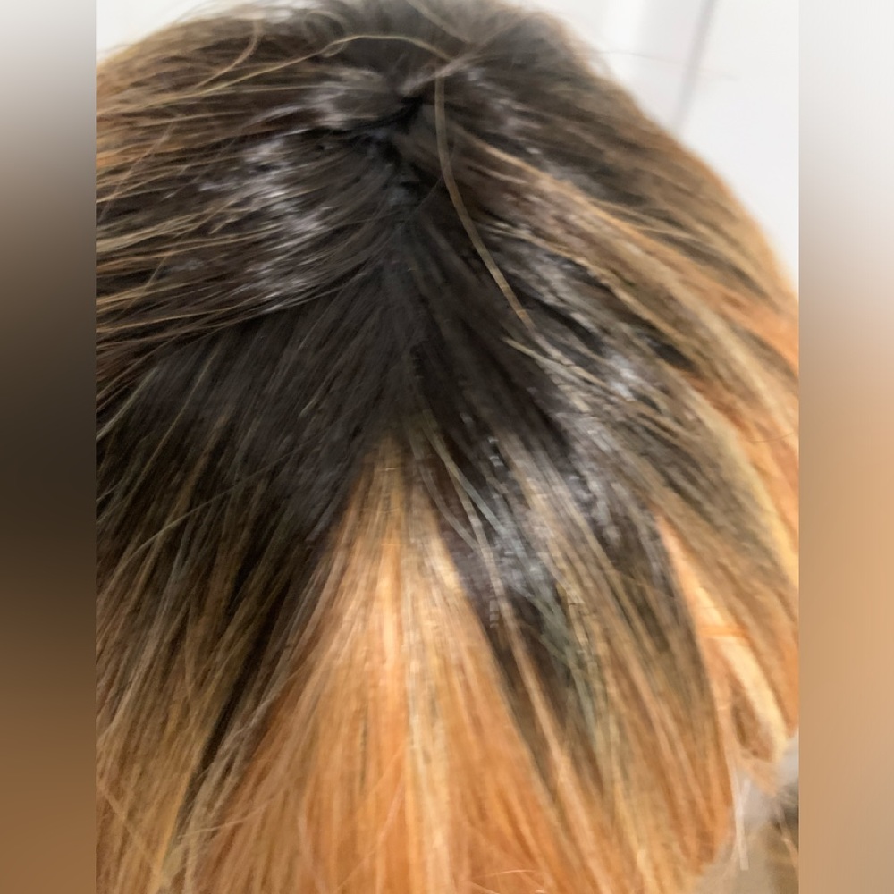 Wig - Picture 3 of 5
